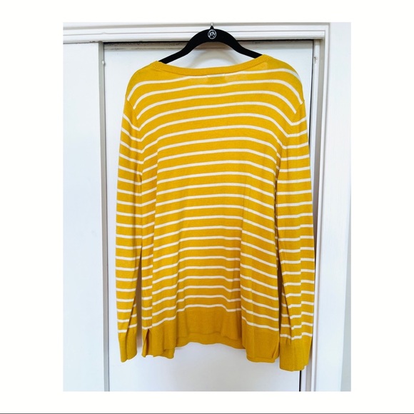 OLD NAVY Women’s Mustard/Yellow Lightweight Pullover Sweater (Size XL) - Picture 5 of 12
